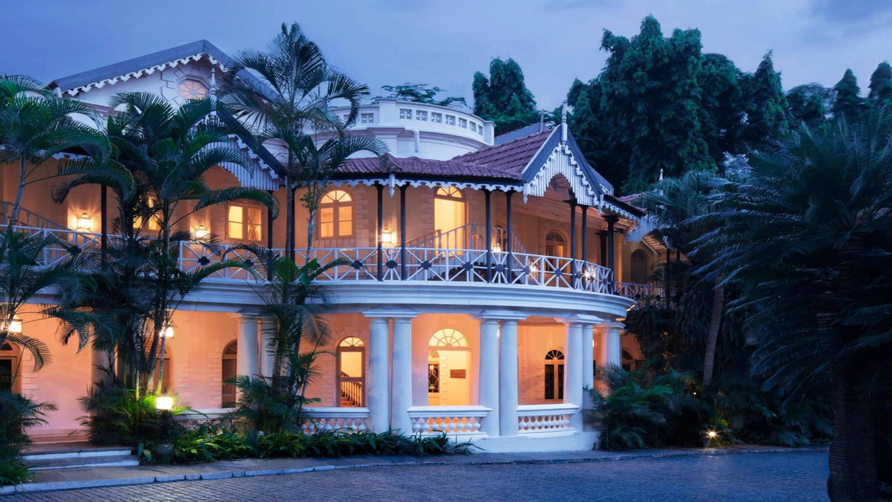 Sheraton Brigade Gateway Hotel